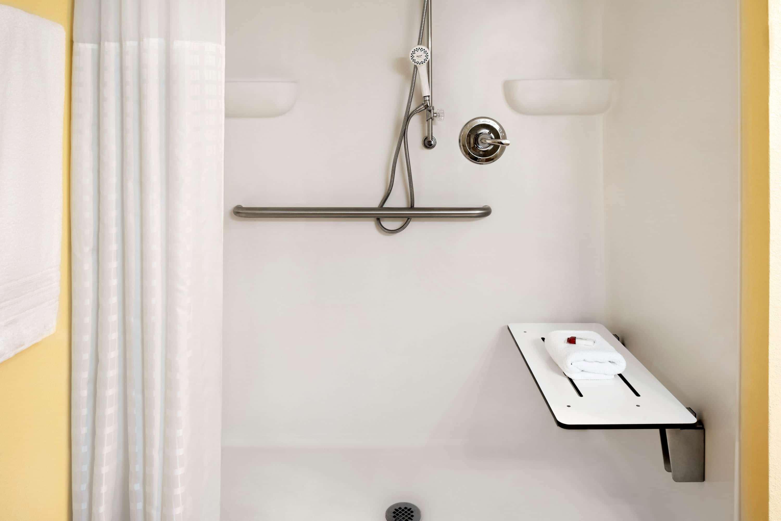 Super 8 By Wyndham Des Moines Hotel Екстериор снимка