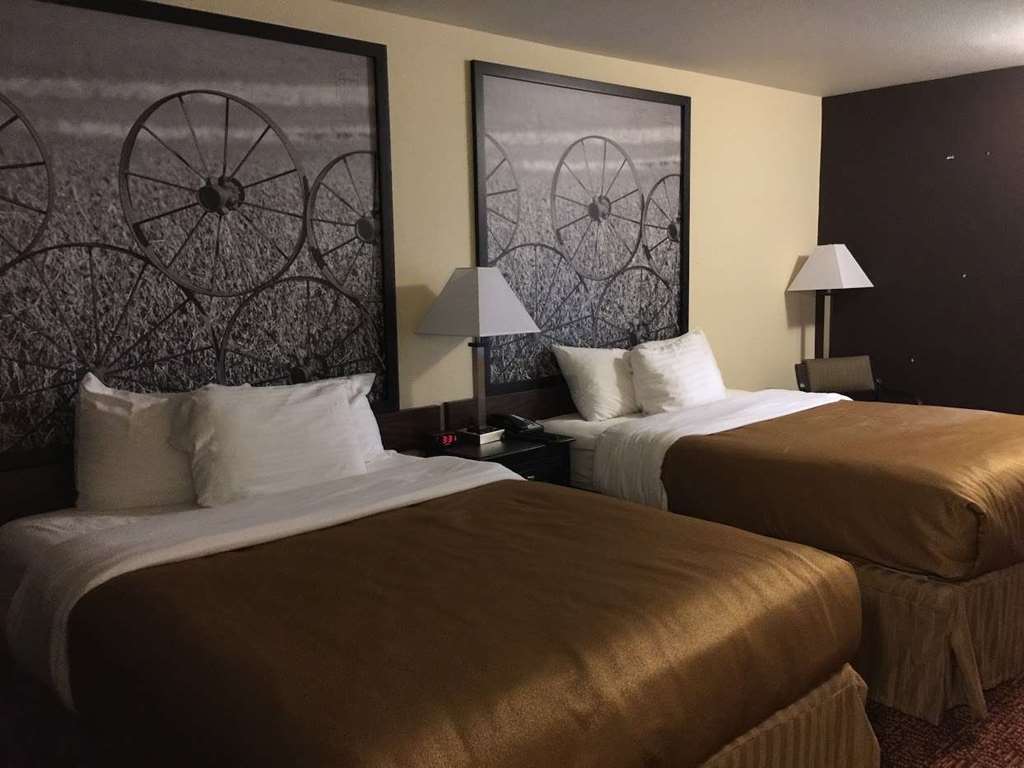 Super 8 By Wyndham Des Moines Hotel Стая снимка